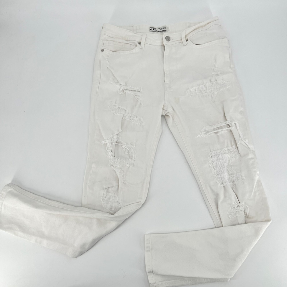 Zara Destroyed White Jeans Size 32 Distressed 10" Rise Monochrome Neutral‎